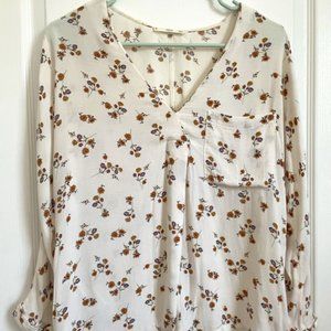 White Floral Print Shirt - Size 2, Good Condition Perfect for Spring and Summer!